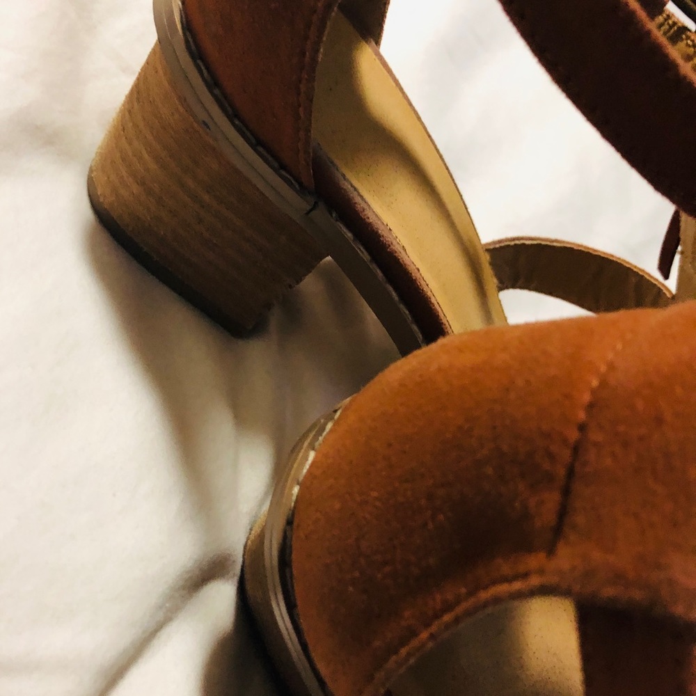 Fringe Sandals With Block Heel - image 5